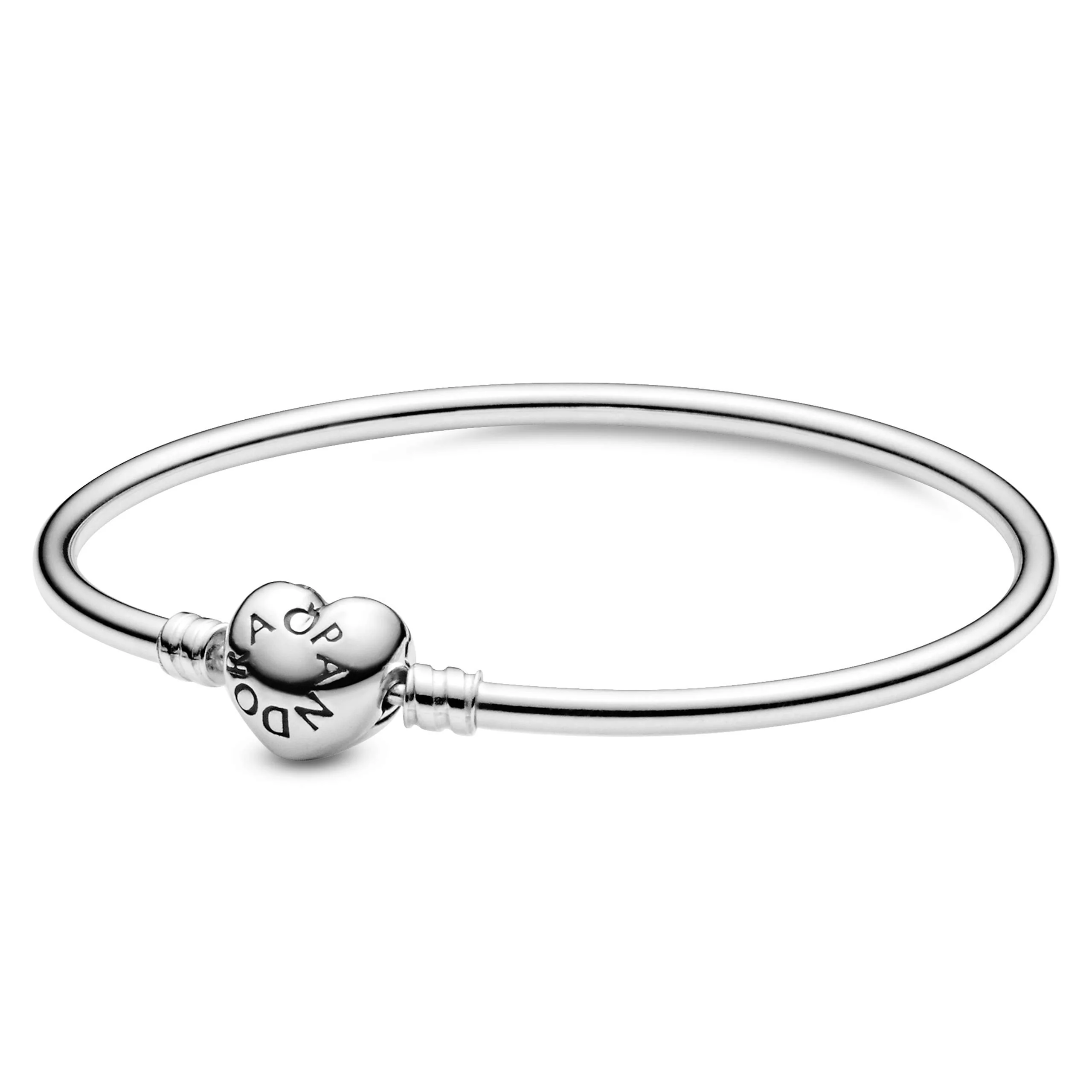 Choosing the Right Silver Pandora Bangle for Your Style