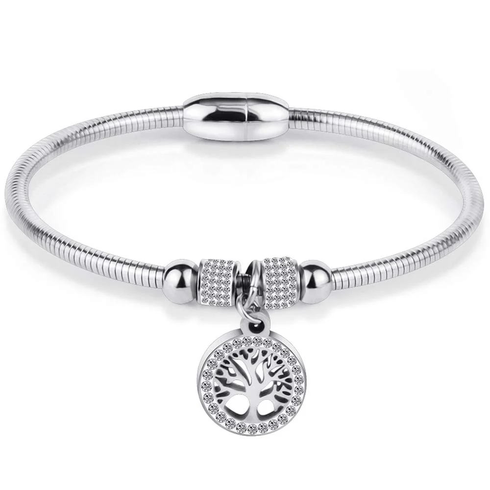 Choosing the Right Jewelry for Special Occasions and Everyday Wear