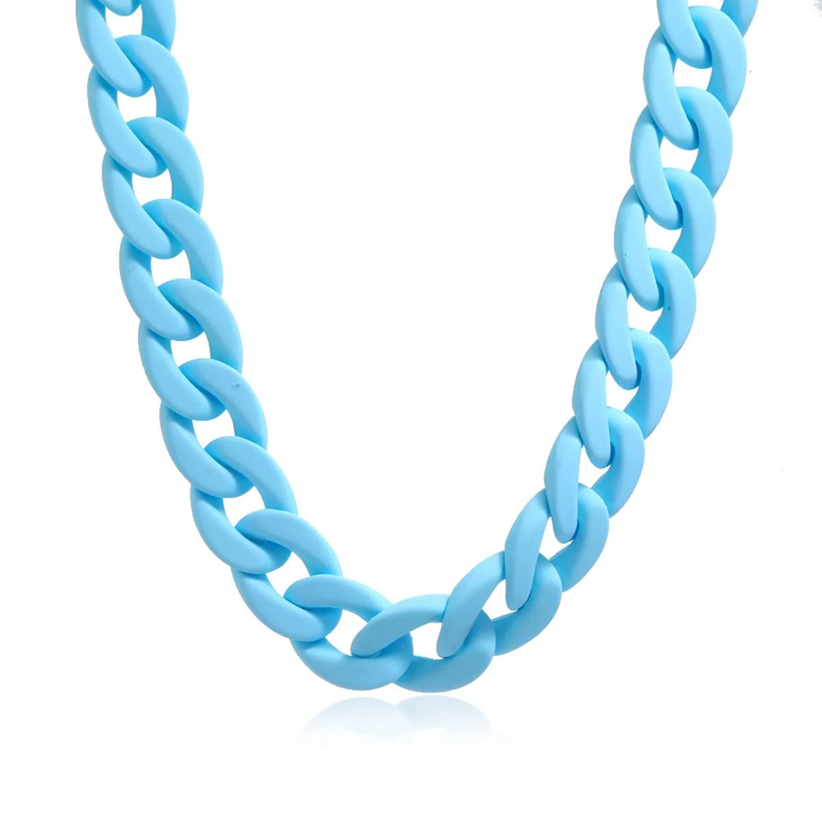 Choosing the Right Acrylic Figaro Chain Necklace