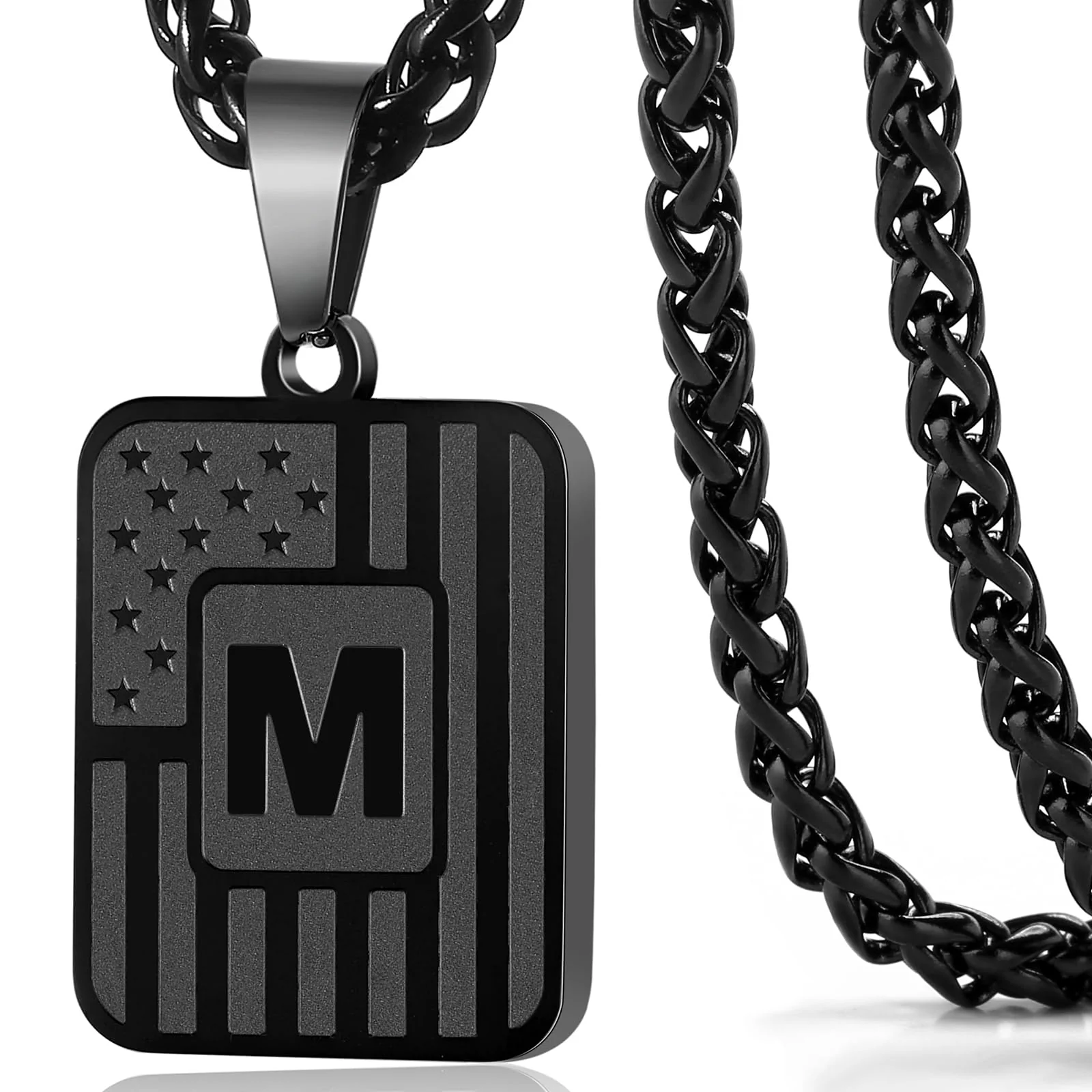 Choosing the Right Initial Necklace for a Man