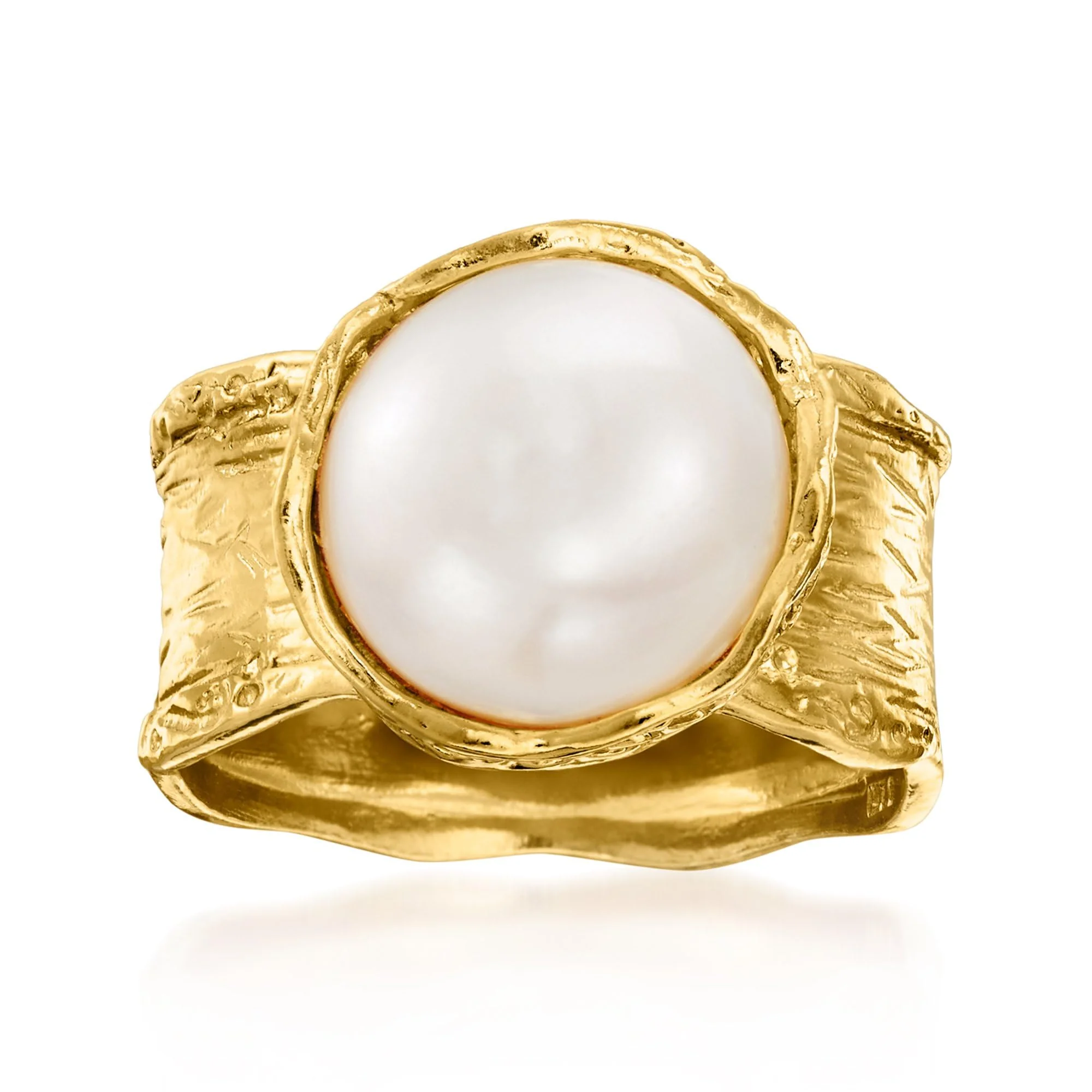 Choosing the Right Pearled Accent for Your Wardrobe