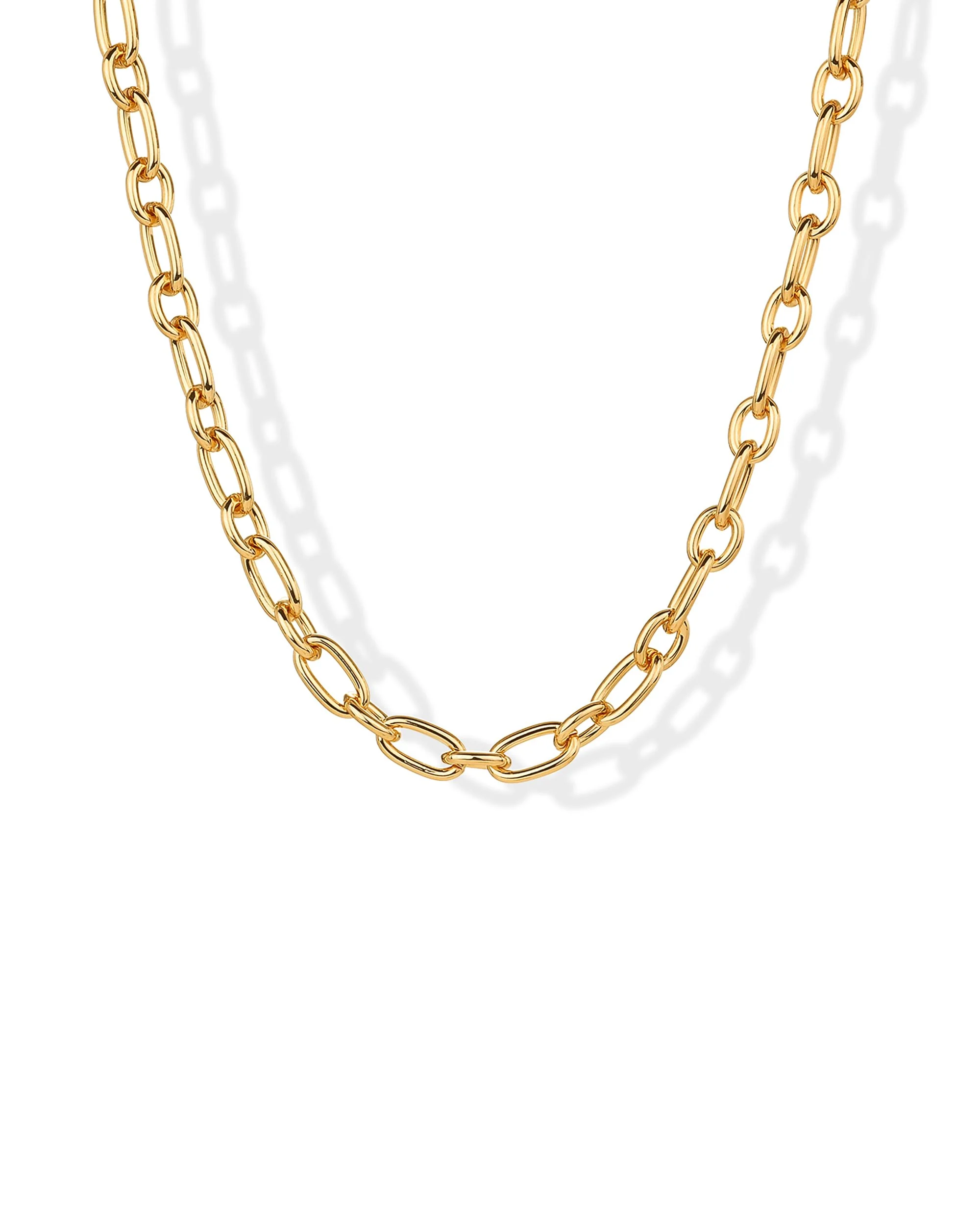 Choosing the Right Chunky Chain Choker: A Guide to PAVOI’s Offerings