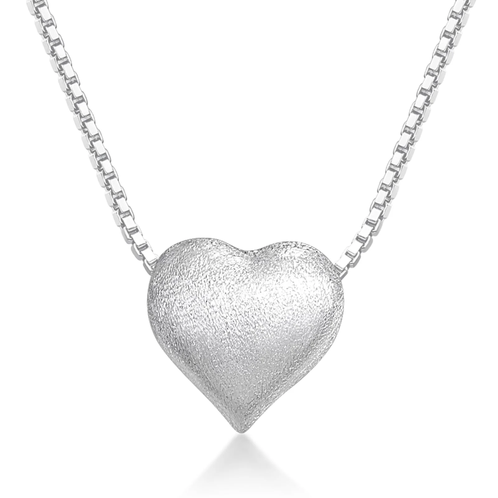 Choosing the Right Dainty Gold and Silver Heart Necklace