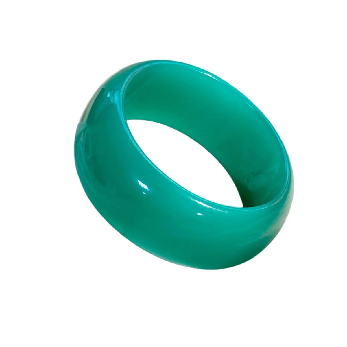 Choosing the Right Bangle Bracelet Can Be Tricky