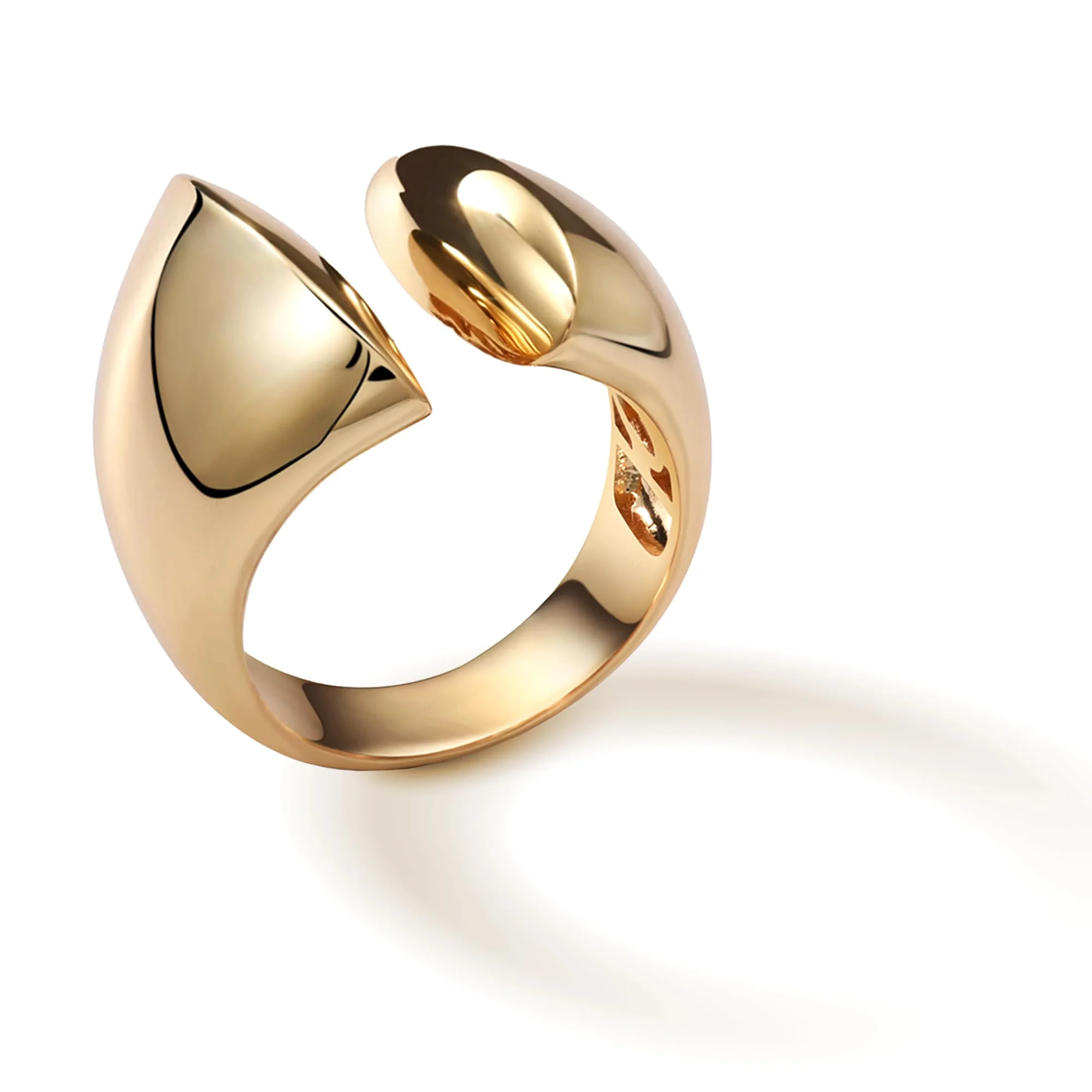 Choosing the Right COBI Statement Ring for Your Wardrobe