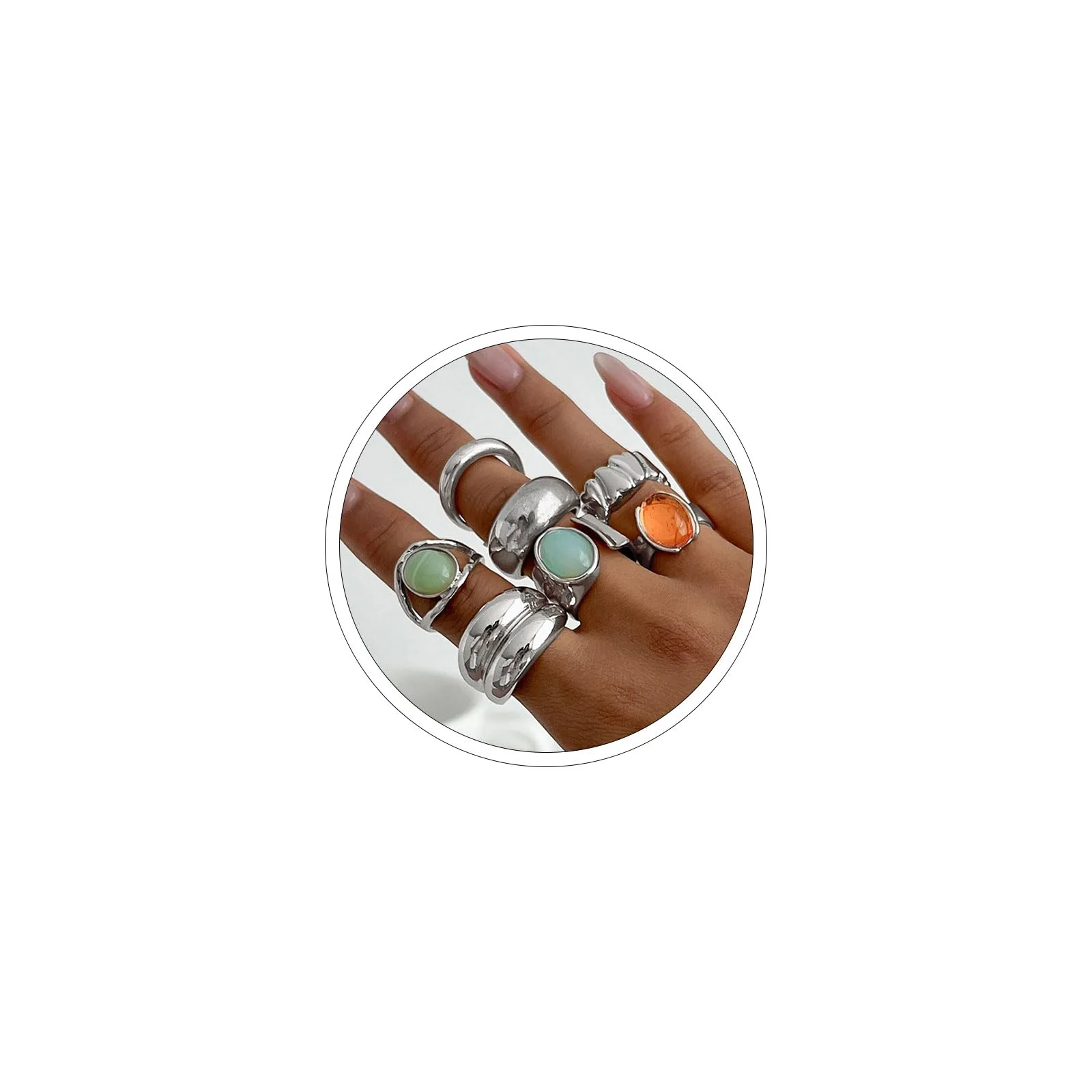 Choosing the Right Chunky Ring for Your Style