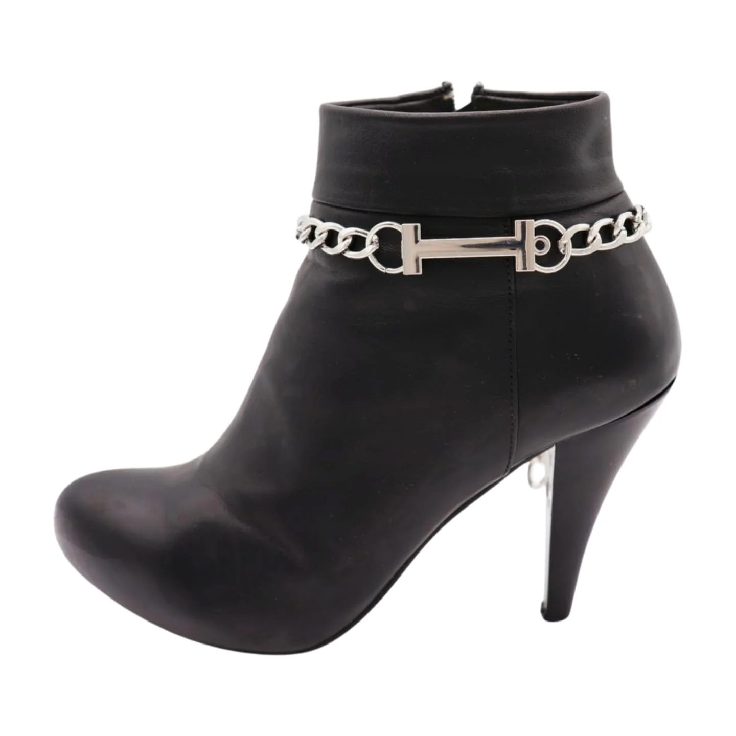 Choosing the Right Women’s Silver Boot Chain for Your Style